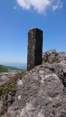 山神（オロフレ山）のその他建物