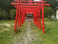 中富豊受稲荷大神の鳥居