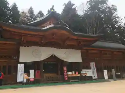 穂高神社本宮の本殿・本堂