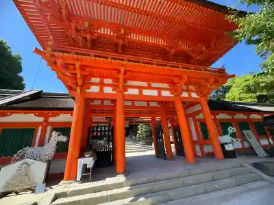 賀茂別雷神社（上賀茂神社）の{uncategorized: "未分類", other: "その他", undefined: "問題あり", building: "その他建物", grave: "お墓", sacred_gate: "鳥居", guardian: "狛犬", statue: "像", buddha: "仏像", history: "歴史", nature: "自然", garden: "庭園", animal: "動物", pagoda: "塔", temizu: "手水舎", mountain_gate: "山門・神門", sanctuary: "本殿・本堂", subordinate: "末社・摂社", art: "芸術", scenery: "景色", jizo: "地蔵", ema: "絵馬", goshuin: "御朱印", omikuji: "おみくじ", items: "授与品その他", amulet: "お守り", goshuincho: "御朱印帳", eats: "食事", festival: "お祭り", votive_dance: "神楽", shichigosan: "七五三参", wedding: "結婚式", experience: "体験その他", initially: "初詣", around: "周辺", anti_infection: "感染症対策"}
