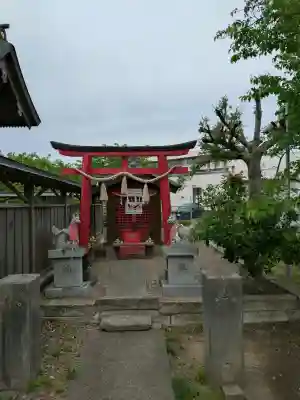 上大久保氷川神社の{uncategorized: "未分類", other: "その他", undefined: "問題あり", building: "その他建物", grave: "お墓", sacred_gate: "鳥居", guardian: "狛犬", statue: "像", buddha: "仏像", history: "歴史", nature: "自然", garden: "庭園", animal: "動物", pagoda: "塔", temizu: "手水舎", mountain_gate: "山門・神門", sanctuary: "本殿・本堂", subordinate: "末社・摂社", art: "芸術", scenery: "景色", jizo: "地蔵", ema: "絵馬", goshuin: "御朱印", omikuji: "おみくじ", items: "授与品その他", amulet: "お守り", goshuincho: "御朱印帳", eats: "食事", festival: "お祭り", votive_dance: "神楽", shichigosan: "七五三参", wedding: "結婚式", experience: "体験その他", initially: "初詣", around: "周辺", anti_infection: "感染症対策"}