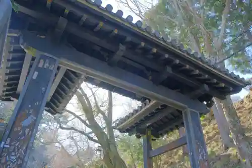 金峯山寺の山門