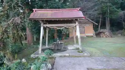 伊富岐神社の手水舎