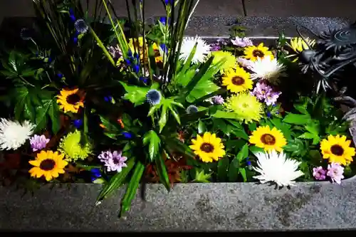 東海市熊野神社の手水舎