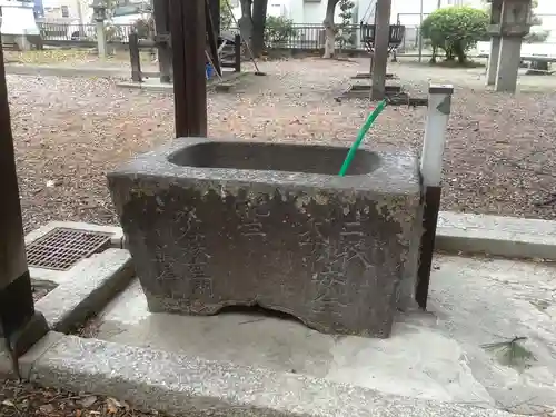 二ツ杁神明社の手水舎