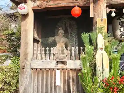 霊山寺の像