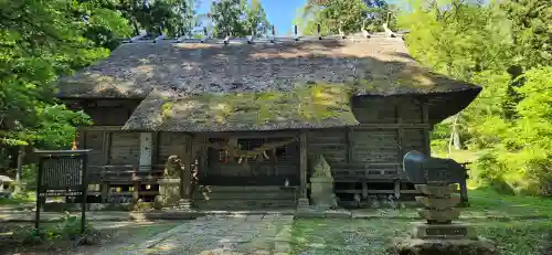 安久津八幡神社の本殿・本堂