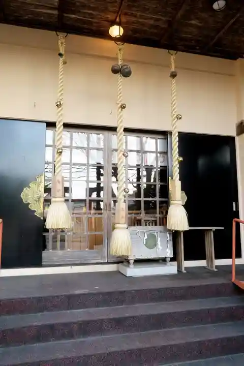 共栄稲荷神社の本殿・本堂