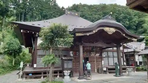 大慈寺の本殿