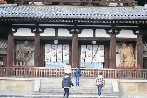 法隆寺の山門・神門