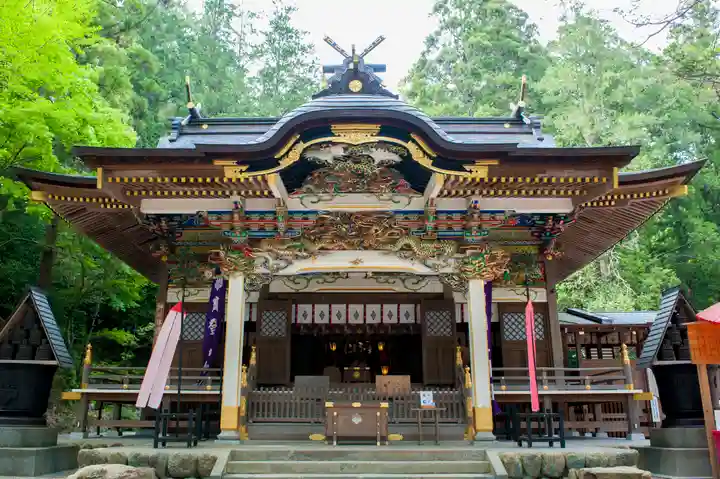 宝登山神社の本殿・本堂