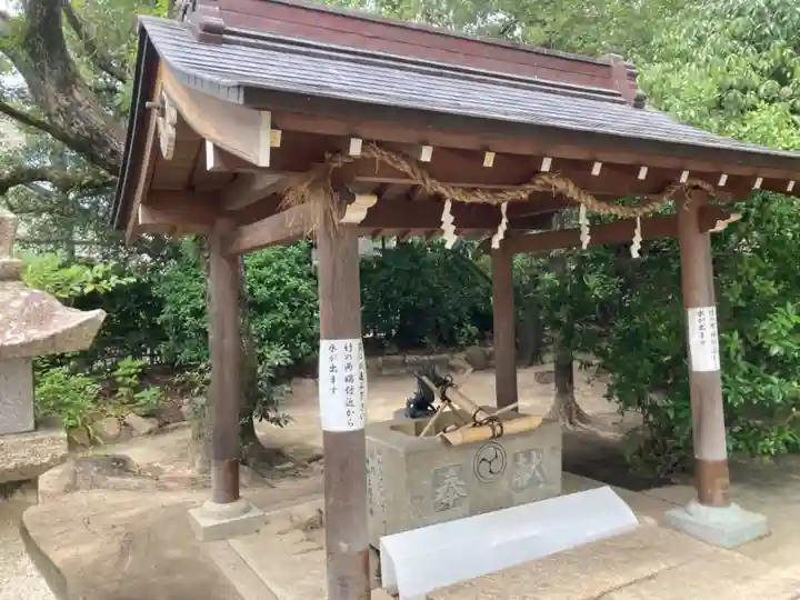 大市八幡神社の手水舎