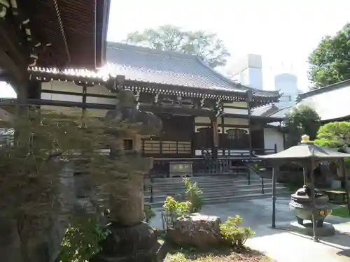 西雲寺の本殿