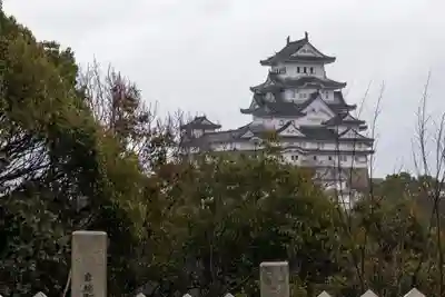 男山八幡宮の周辺