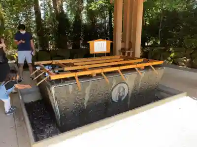 寒川神社の手水舎