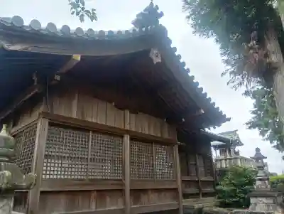 五霊神社の{uncategorized: "未分類", other: "その他", undefined: "問題あり", building: "その他建物", grave: "お墓", sacred_gate: "鳥居", guardian: "狛犬", statue: "像", buddha: "仏像", history: "歴史", nature: "自然", garden: "庭園", animal: "動物", pagoda: "塔", temizu: "手水舎", mountain_gate: "山門・神門", sanctuary: "本殿・本堂", subordinate: "末社・摂社", art: "芸術", scenery: "景色", jizo: "地蔵", ema: "絵馬", goshuin: "御朱印", omikuji: "おみくじ", items: "授与品その他", amulet: "お守り", goshuincho: "御朱印帳", eats: "食事", festival: "お祭り", votive_dance: "神楽", shichigosan: "七五三参", wedding: "結婚式", experience: "体験その他", initially: "初詣", around: "周辺", anti_infection: "感染症対策"}