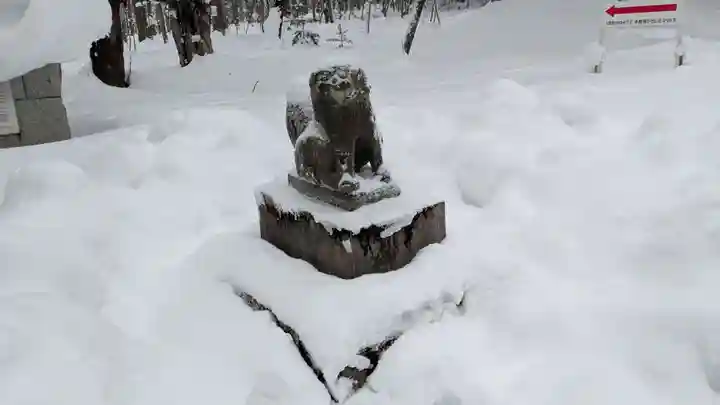 雨紛神社の狛犬