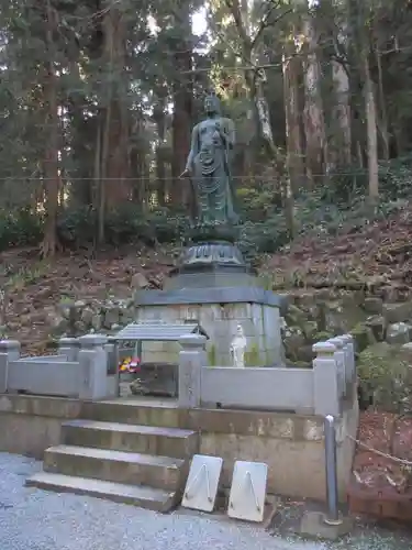 最乗寺（道了尊）の像