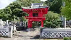 浄泉寺の山門