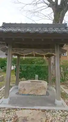 春日神社の手水舎