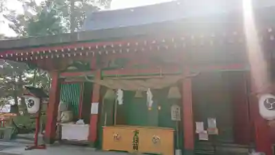 生島足島神社の本殿・本堂