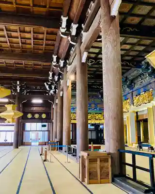 本山専修寺の本殿・本堂