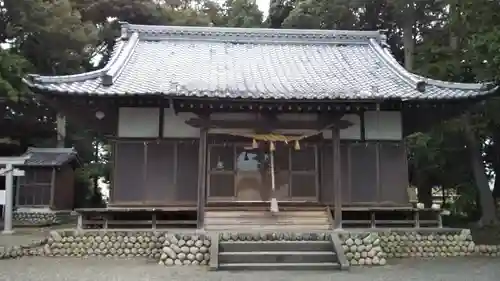 八幡神社の本殿・本堂