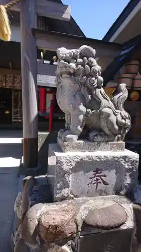 冨士山小御嶽神社の狛犬