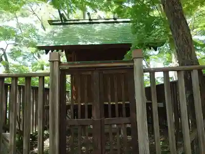 健御名方富命彦神別神社の末社・摂社