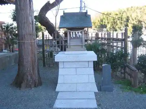 永田春日神社の末社