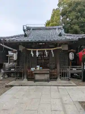 池袋御嶽神社の{uncategorized: "未分類", other: "その他", undefined: "問題あり", building: "その他建物", grave: "お墓", sacred_gate: "鳥居", guardian: "狛犬", statue: "像", buddha: "仏像", history: "歴史", nature: "自然", garden: "庭園", animal: "動物", pagoda: "塔", temizu: "手水舎", mountain_gate: "山門・神門", sanctuary: "本殿・本堂", subordinate: "末社・摂社", art: "芸術", scenery: "景色", jizo: "地蔵", ema: "絵馬", goshuin: "御朱印", omikuji: "おみくじ", items: "授与品その他", amulet: "お守り", goshuincho: "御朱印帳", eats: "食事", festival: "お祭り", votive_dance: "神楽", shichigosan: "七五三参", wedding: "結婚式", experience: "体験その他", initially: "初詣", around: "周辺", anti_infection: "感染症対策"}