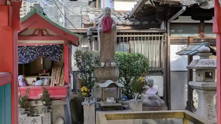 愛染堂勝鬘院の地蔵