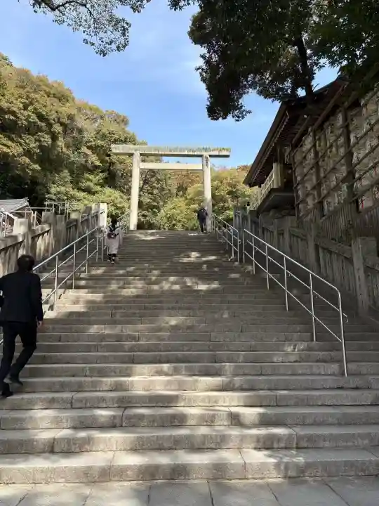 多度大社の{uncategorized: "未分類", other: "その他", undefined: "問題あり", building: "その他建物", grave: "お墓", sacred_gate: "鳥居", guardian: "狛犬", statue: "像", buddha: "仏像", history: "歴史", nature: "自然", garden: "庭園", animal: "動物", pagoda: "塔", temizu: "手水舎", mountain_gate: "山門・神門", sanctuary: "本殿・本堂", subordinate: "末社・摂社", art: "芸術", scenery: "景色", jizo: "地蔵", ema: "絵馬", goshuin: "御朱印", omikuji: "おみくじ", items: "授与品その他", amulet: "お守り", goshuincho: "御朱印帳", eats: "食事", festival: "お祭り", votive_dance: "神楽", shichigosan: "七五三参", wedding: "結婚式", experience: "体験その他", initially: "初詣", around: "周辺", anti_infection: "感染症対策"}