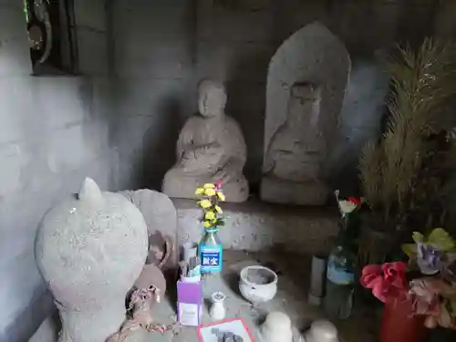 花蔵院の末社・摂社