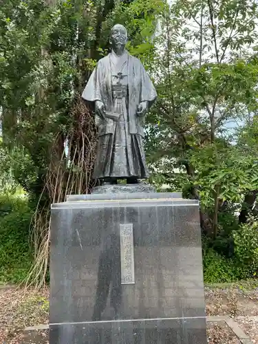 住吉神社の像