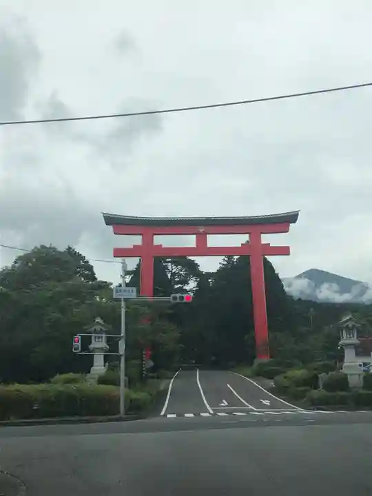 霧島神宮の鳥居