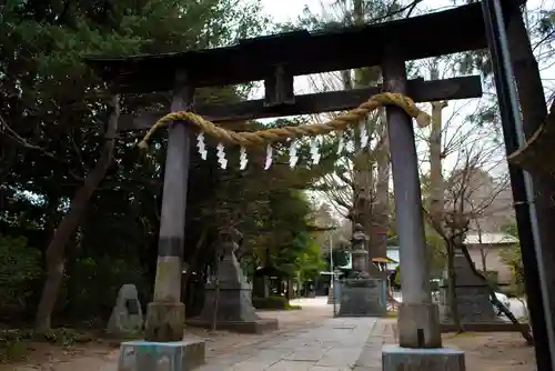 春日部八幡神社の鳥居