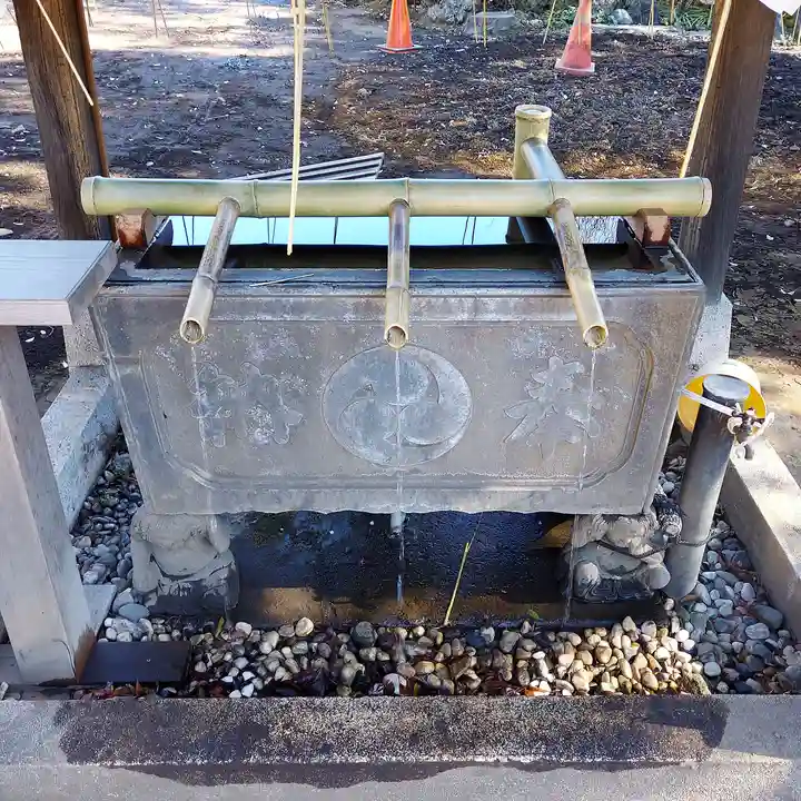 八雲氷川神社の手水舎