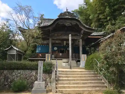 栄福寺の本殿