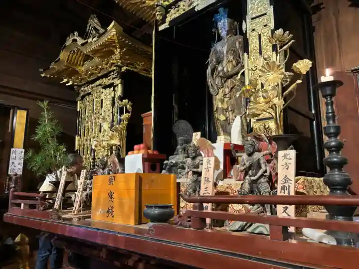 摩訶耶寺の{uncategorized: "未分類", other: "その他", undefined: "問題あり", building: "その他建物", grave: "お墓", sacred_gate: "鳥居", guardian: "狛犬", statue: "像", buddha: "仏像", history: "歴史", nature: "自然", garden: "庭園", animal: "動物", pagoda: "塔", temizu: "手水舎", mountain_gate: "山門・神門", sanctuary: "本殿・本堂", subordinate: "末社・摂社", art: "芸術", scenery: "景色", jizo: "地蔵", ema: "絵馬", goshuin: "御朱印", omikuji: "おみくじ", items: "授与品その他", amulet: "お守り", goshuincho: "御朱印帳", eats: "食事", festival: "お祭り", votive_dance: "神楽", shichigosan: "七五三参", wedding: "結婚式", experience: "体験その他", initially: "初詣", around: "周辺", anti_infection: "感染症対策"}