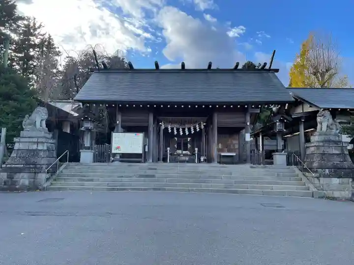 開成山大神宮の本殿・本堂