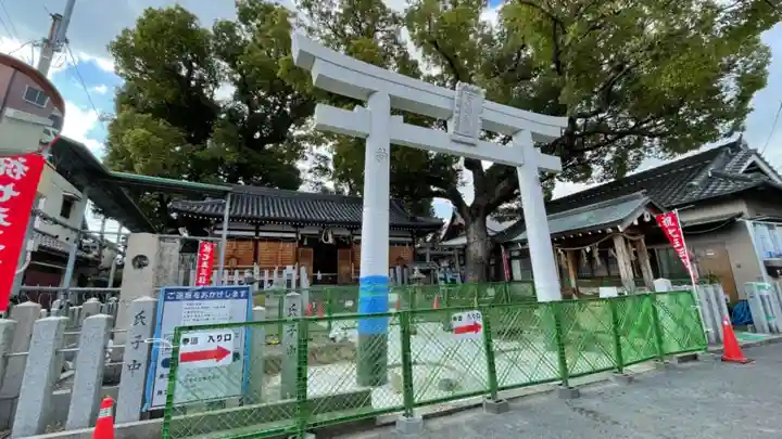 阿保神社の鳥居