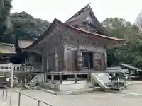 氣多大社の{uncategorized: "未分類", other: "その他", undefined: "問題あり", building: "その他建物", grave: "お墓", sacred_gate: "鳥居", guardian: "狛犬", statue: "像", buddha: "仏像", history: "歴史", nature: "自然", garden: "庭園", animal: "動物", pagoda: "塔", temizu: "手水舎", mountain_gate: "山門・神門", sanctuary: "本殿・本堂", subordinate: "末社・摂社", art: "芸術", scenery: "景色", jizo: "地蔵", ema: "絵馬", goshuin: "御朱印", omikuji: "おみくじ", items: "授与品その他", amulet: "お守り", goshuincho: "御朱印帳", eats: "食事", festival: "お祭り", votive_dance: "神楽", shichigosan: "七五三参", wedding: "結婚式", experience: "体験その他", initially: "初詣", around: "周辺", anti_infection: "感染症対策"}