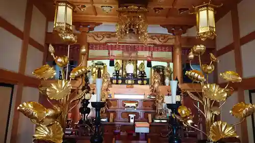 養食山 常泉寺の本殿・本堂