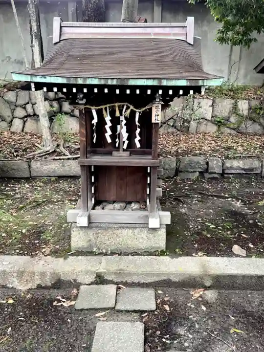 離宮八幡宮の末社・摂社