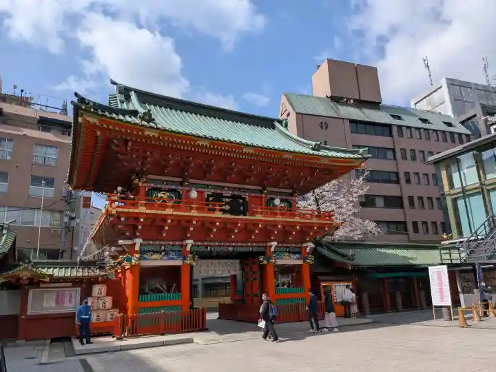 神田神社(神田明神)の{uncategorized: "未分類", other: "その他", undefined: "問題あり", building: "その他建物", grave: "お墓", sacred_gate: "鳥居", guardian: "狛犬", statue: "像", buddha: "仏像", history: "歴史", nature: "自然", garden: "庭園", animal: "動物", pagoda: "塔", temizu: "手水舎", mountain_gate: "山門・神門", sanctuary: "本殿・本堂", subordinate: "末社・摂社", art: "芸術", scenery: "景色", jizo: "地蔵", ema: "絵馬", goshuin: "御朱印", omikuji: "おみくじ", items: "授与品その他", amulet: "お守り", goshuincho: "御朱印帳", eats: "食事", festival: "お祭り", votive_dance: "神楽", shichigosan: "七五三参", wedding: "結婚式", experience: "体験その他", initially: "初詣", around: "周辺", anti_infection: "感染症対策"}