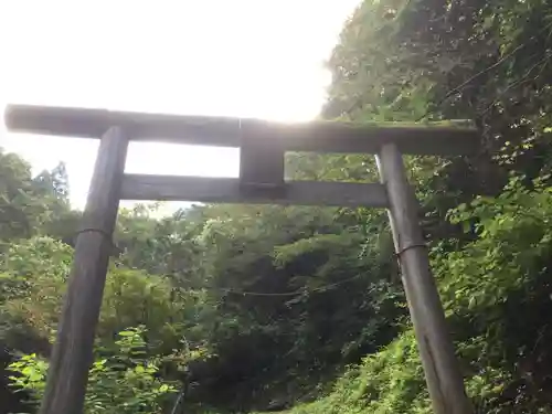 軍刀利神社の鳥居