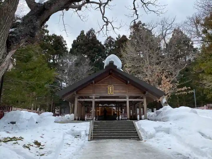 開拓神社の本殿・本堂