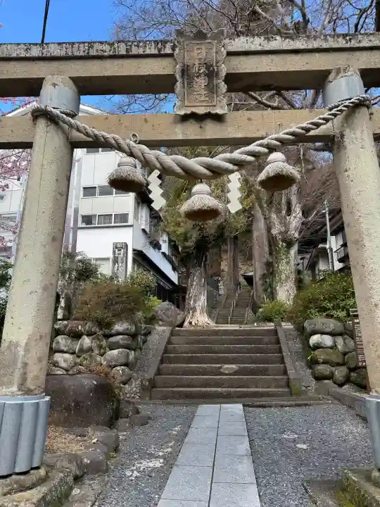 日枝神社の{uncategorized: "未分類", other: "その他", undefined: "問題あり", building: "その他建物", grave: "お墓", sacred_gate: "鳥居", guardian: "狛犬", statue: "像", buddha: "仏像", history: "歴史", nature: "自然", garden: "庭園", animal: "動物", pagoda: "塔", temizu: "手水舎", mountain_gate: "山門・神門", sanctuary: "本殿・本堂", subordinate: "末社・摂社", art: "芸術", scenery: "景色", jizo: "地蔵", ema: "絵馬", goshuin: "御朱印", omikuji: "おみくじ", items: "授与品その他", amulet: "お守り", goshuincho: "御朱印帳", eats: "食事", festival: "お祭り", votive_dance: "神楽", shichigosan: "七五三参", wedding: "結婚式", experience: "体験その他", initially: "初詣", around: "周辺", anti_infection: "感染症対策"}