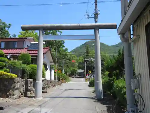 酒折宮の鳥居